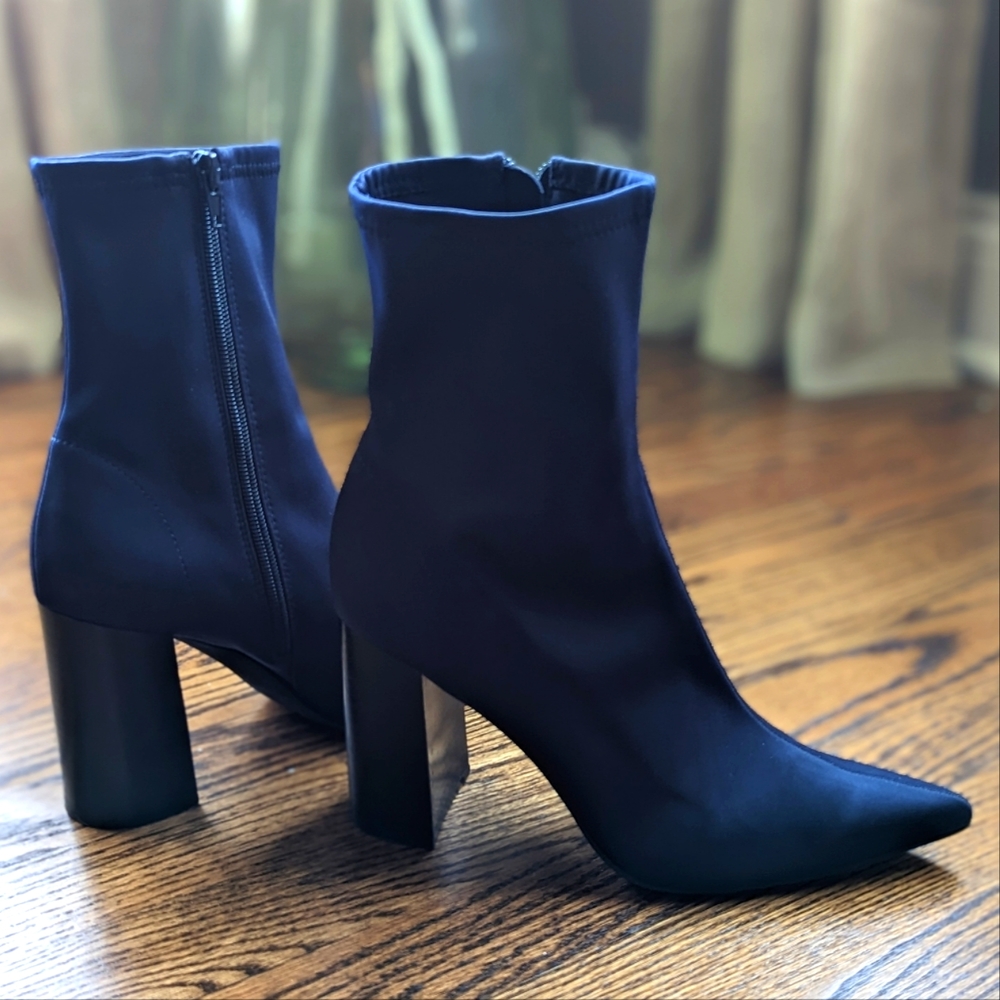 Jeffrey Campbell Navy Blue , Neoprene, ankle boots with stack heel. Size 9